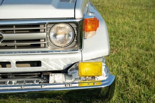 Photo of 1994 Silver Toyota Land Cruiser