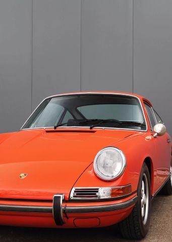 Photo of 1968 Orange Porsche 911