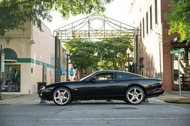 2001 Jaguar XKR