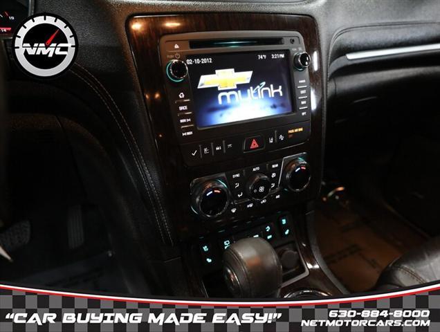 Photo of 2016 Tungsten Metallic Chevrolet Traverse