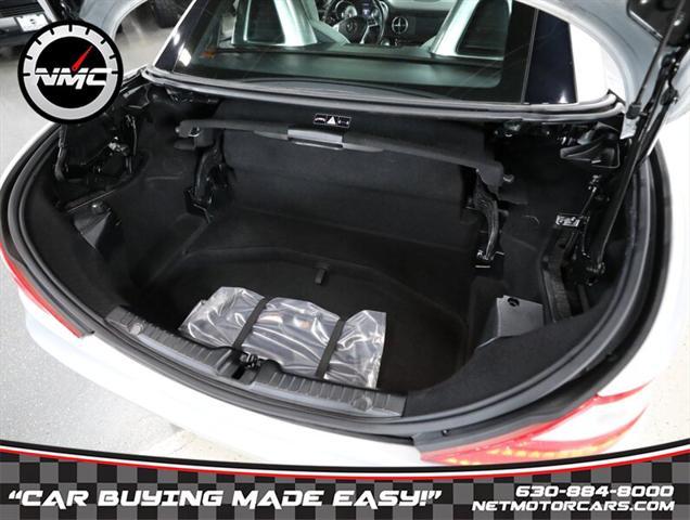 Photo of 2015 Diamond Silver Metallic Mercedes-Benz SLK-Class