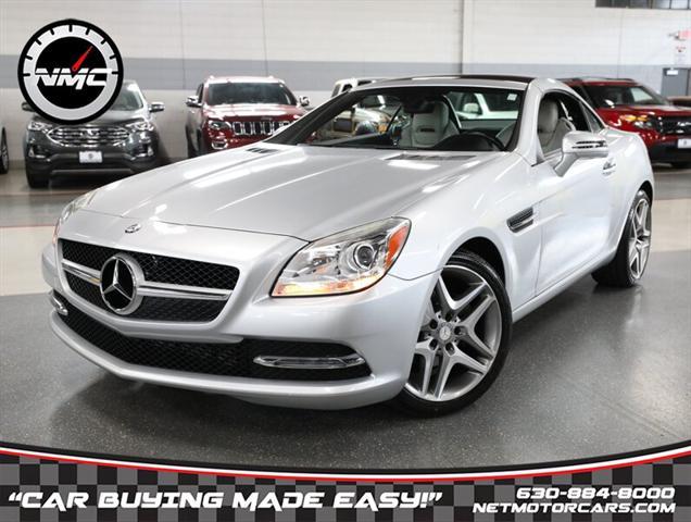 Photo of 2015 Diamond Silver Metallic Mercedes-Benz SLK-Class