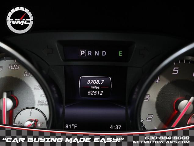 Photo of 2015 Diamond Silver Metallic Mercedes-Benz SLK-Class