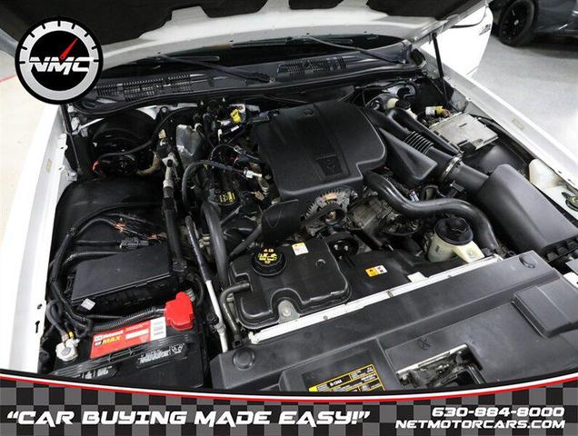 Photo of 2010 Vibrant White Mercury Grand Marquis
