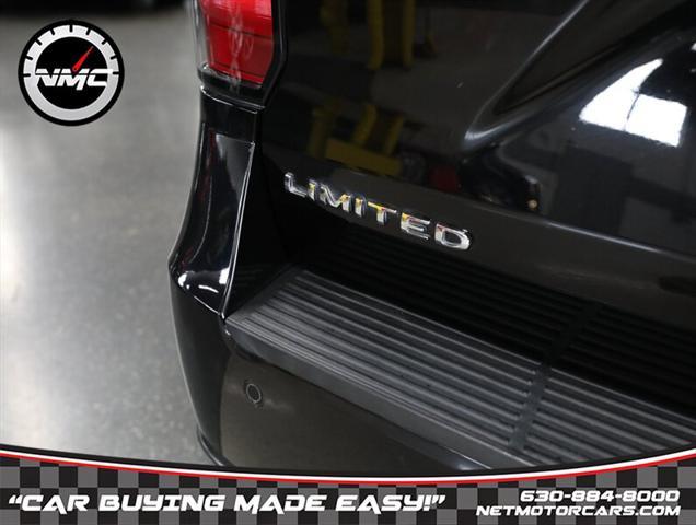 Photo of 2020 Agate Black Ford Expedition
