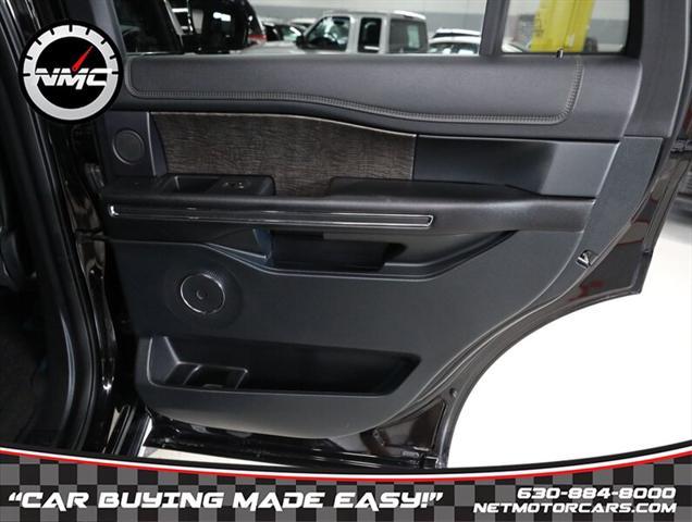 Photo of 2020 Agate Black Ford Expedition