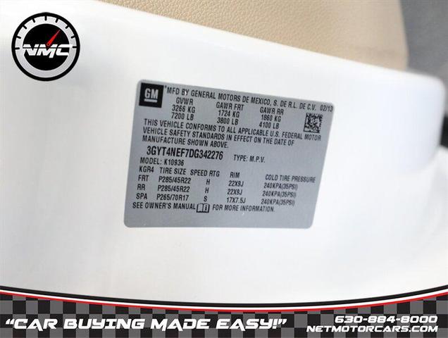 Photo of 2013 White Diamond Tricoat Cadillac Escalade EXT