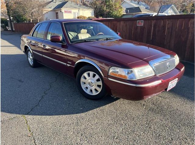 2004 Mercury Grand Marquis