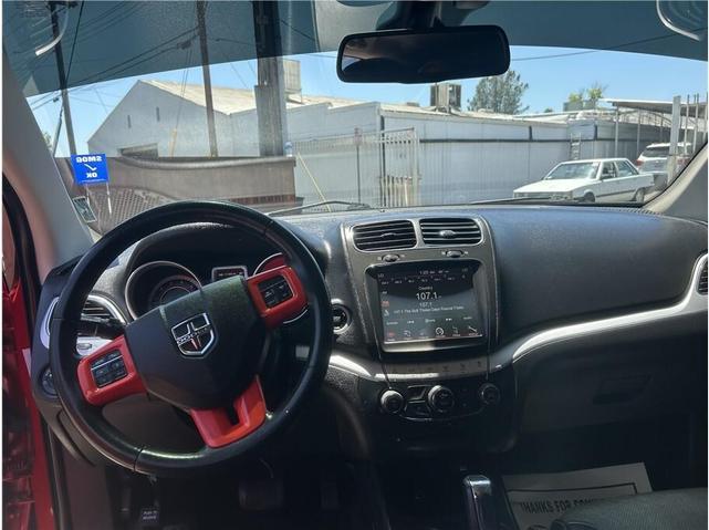 Photo of 2019 Red Dodge Journey