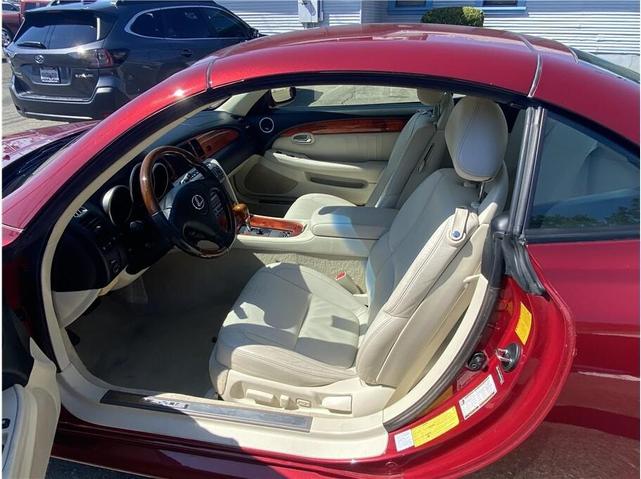 Photo of 2006 Red Lexus SC 430