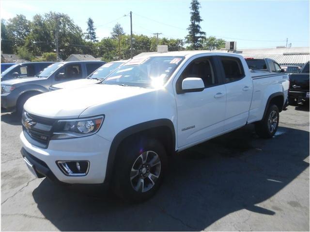Photo of 2017 White Chevrolet Colorado