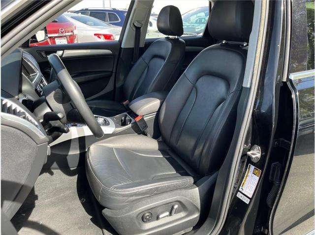 Photo of 2016 Black Audi Q5