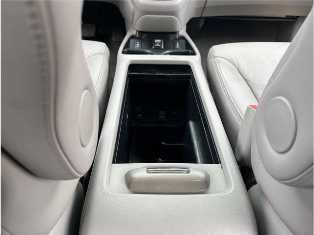 Photo of 2013 Gray Honda CR-V