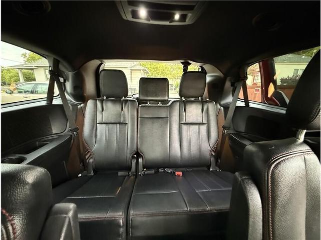 Photo of 2019 Burgundy Dodge Grand Caravan