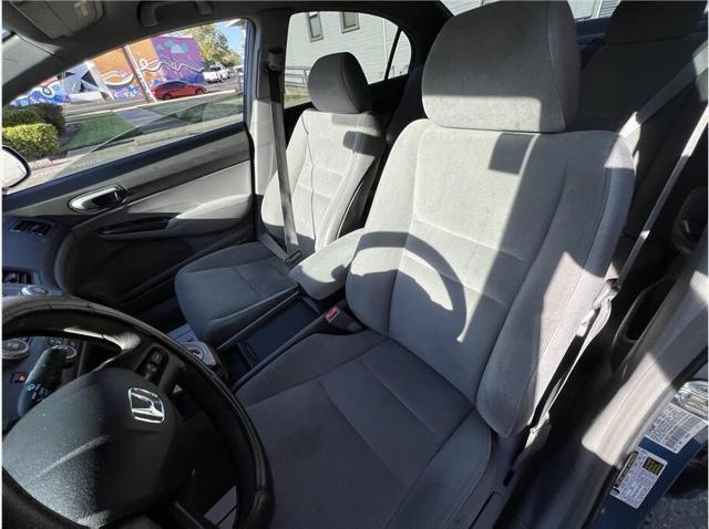 Photo of 2008 Blue Honda Civic