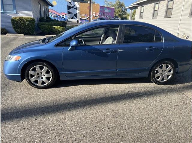 Photo of 2008 Blue Honda Civic