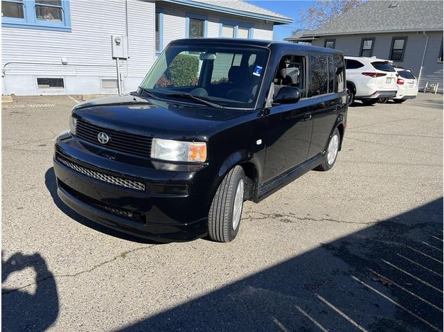 Photo of 2004 Black Scion xB