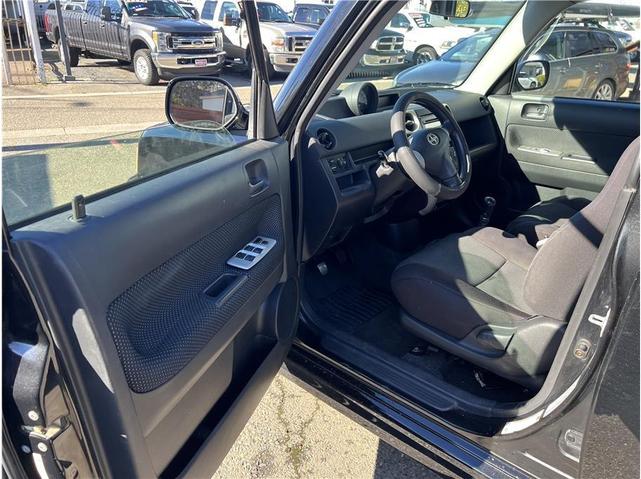 Photo of 2004 Black Scion xB