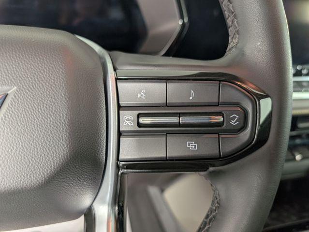Photo of 2024 Sand Dune Metallic Chevrolet Colorado
