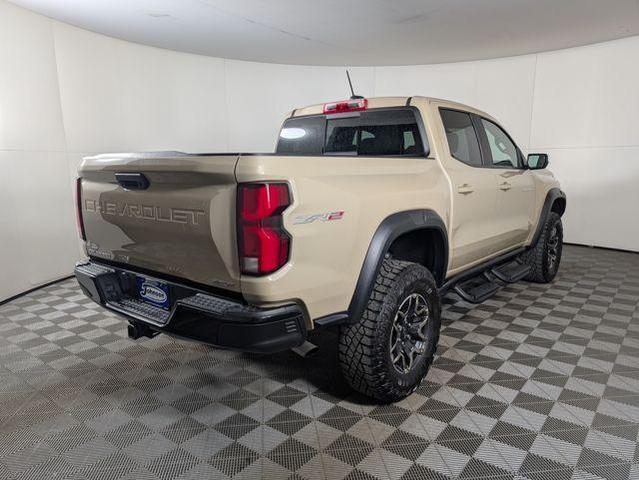 Photo of 2024 Sand Dune Metallic Chevrolet Colorado