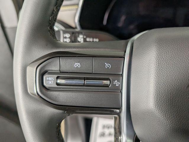 Photo of 2024 Sand Dune Metallic Chevrolet Colorado