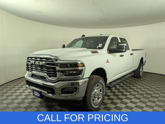 Photo of 2025 Bright White Clearcoat RAM 2500