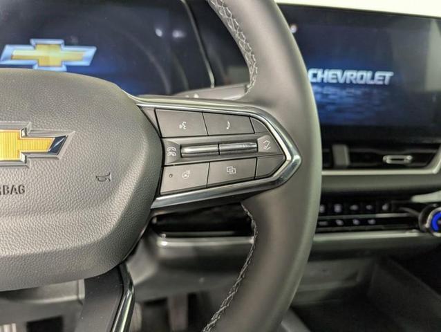 Photo of 2026 Mosaic Black Metallic Chevrolet Equinox