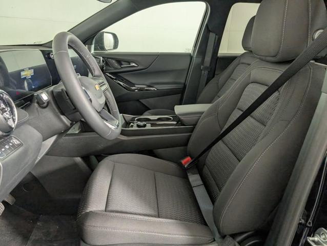 Photo of 2026 Mosaic Black Metallic Chevrolet Equinox