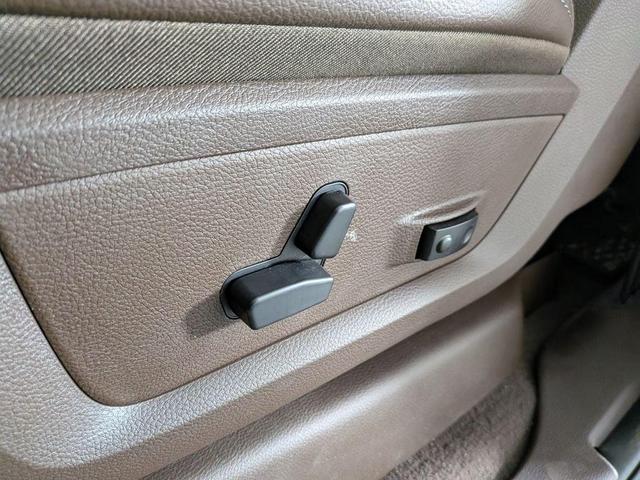 Photo of 2025 Blue Metallic RAM 2500