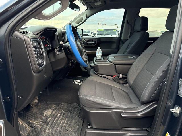 Photo of 2019 Shadow Gray Metallic Chevrolet Silverado 1500