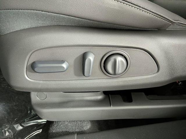 Photo of 2026 Summit White Buick Encore GX