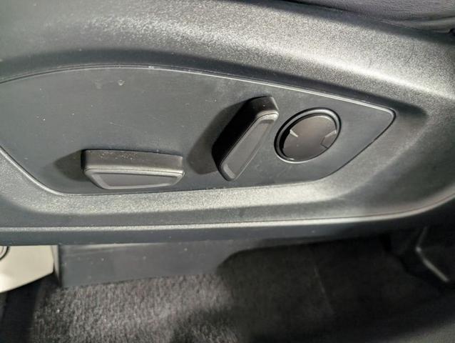 Photo of 2023 Gray Metallic Ford Explorer