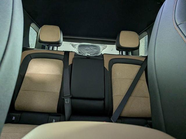 Photo of 2026 Green Chevrolet Equinox