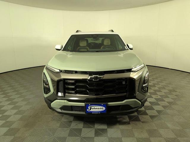 Photo of 2026 Green Chevrolet Equinox