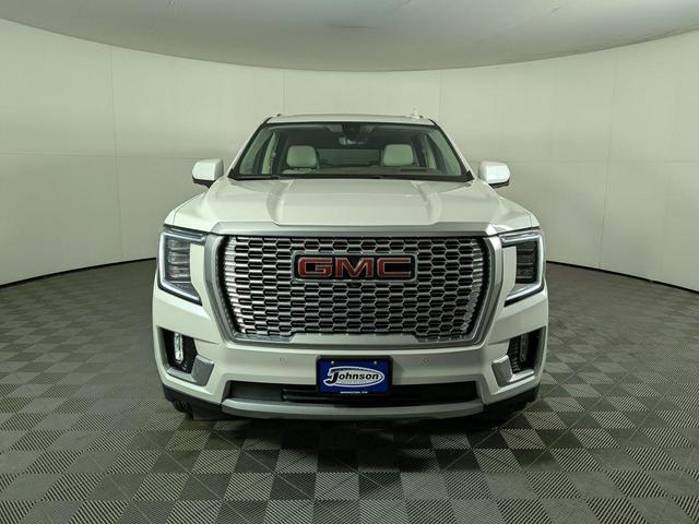 Photo of 2021 White Frost Tri-Coat GMC Yukon XL