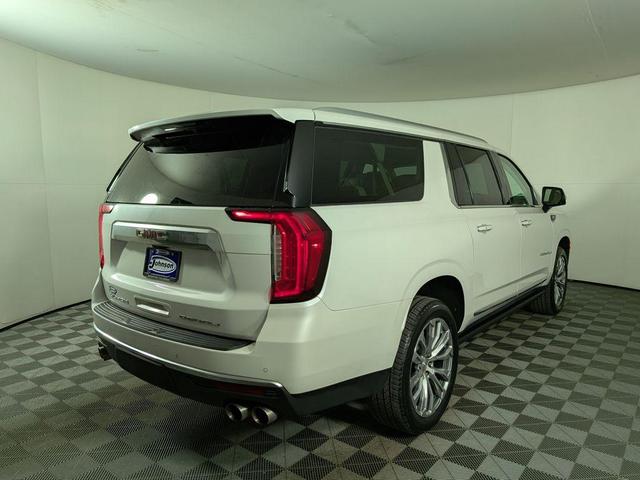 Photo of 2021 White Frost Tri-Coat GMC Yukon XL