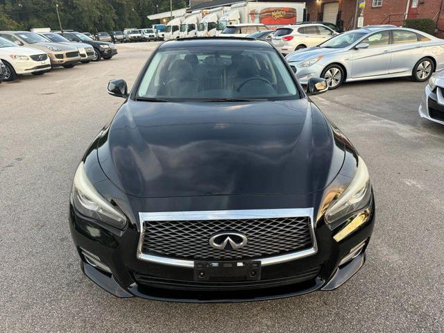 Photo of 2015 Black INFINITI Q50