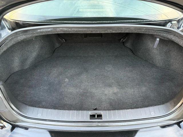 Photo of 2015 Black INFINITI Q50