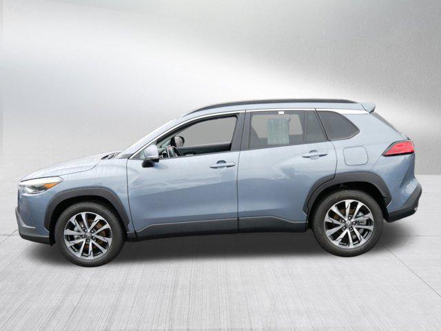Photo of 2022 Celestite Toyota Corolla Cross