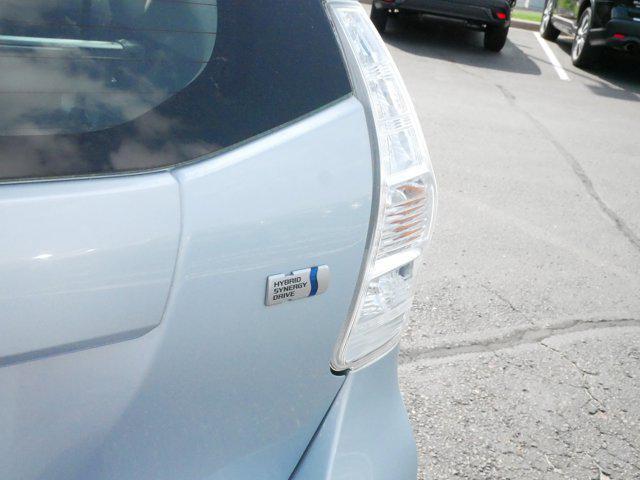 Photo of 2014 Clear Sky Metallic Toyota Prius v