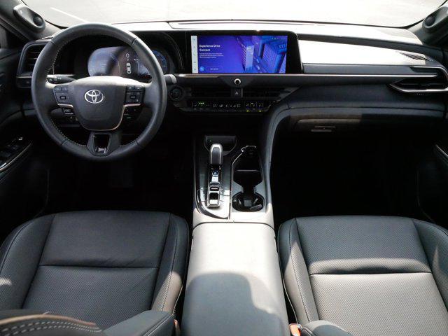 Photo of 2024 Oxygen White Toyota Crown
