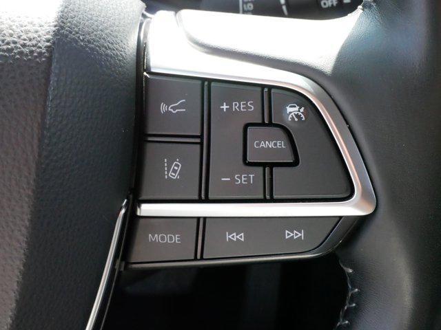 Photo of 2021 Magnetic Gray Metallic Toyota Highlander