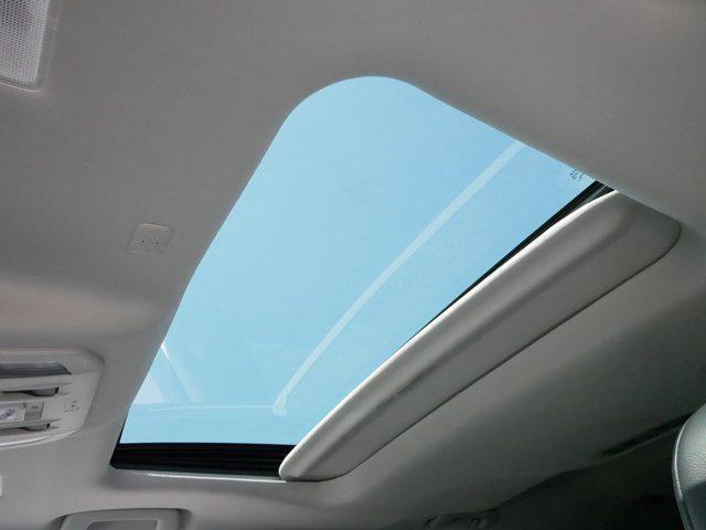 Photo of 2021 Magnetic Gray Metallic Toyota Highlander