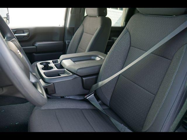 Photo of 2026 Summit White Chevrolet Silverado 2500