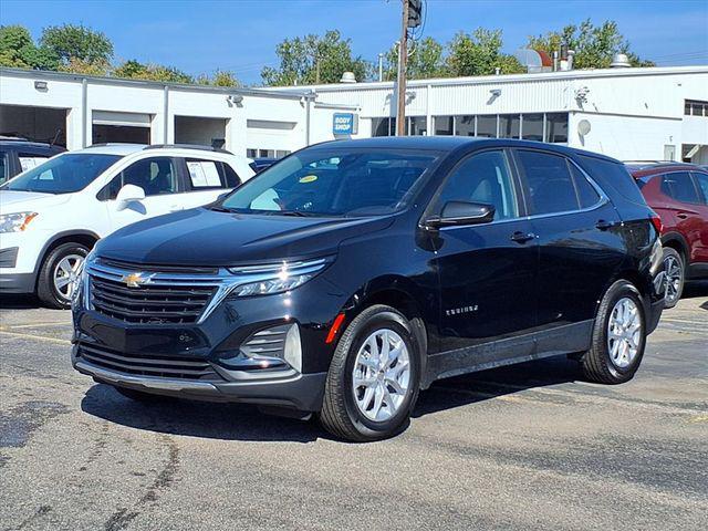 Photo of 2023 Mosaic Black Metallic Chevrolet Equinox