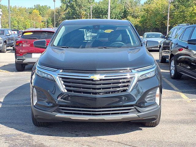 Photo of 2023 Mosaic Black Metallic Chevrolet Equinox