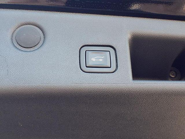 Photo of 2023 Mosaic Black Metallic Chevrolet Equinox