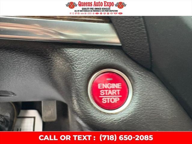 Photo of 2019 White Diamond Pearl Acura MDX