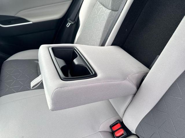 Photo of 2022 Silver Sky Metallic Toyota RAV4