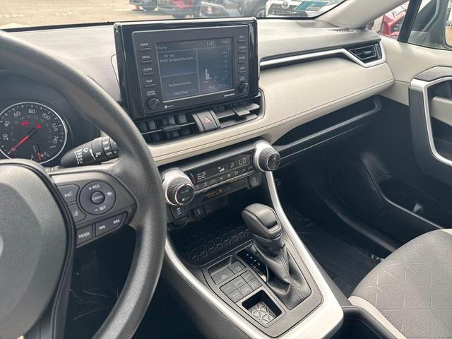 Photo of 2022 Silver Sky Metallic Toyota RAV4